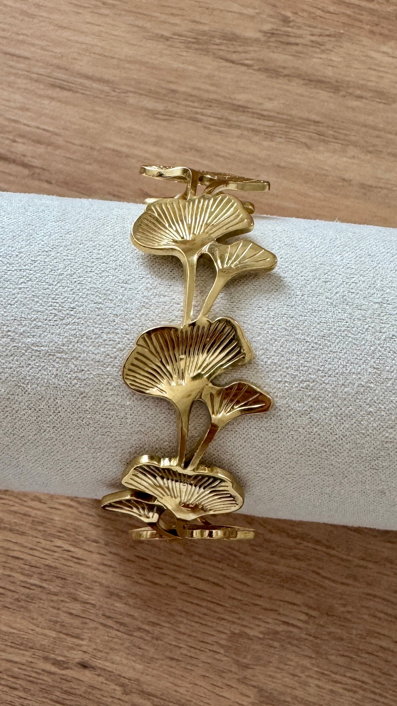 Bracelet rigide « Marguerite »