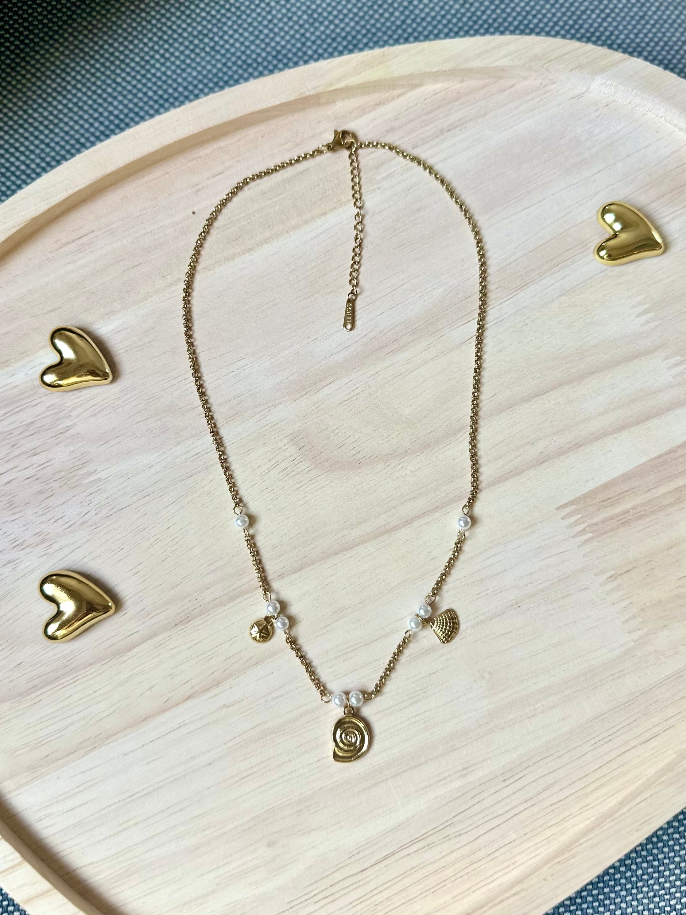 Collier « Augustine »